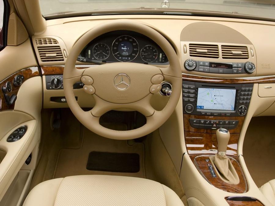  Mercedes-Benz E320 BlueTEC 2007 года  (фото 10 из 76)